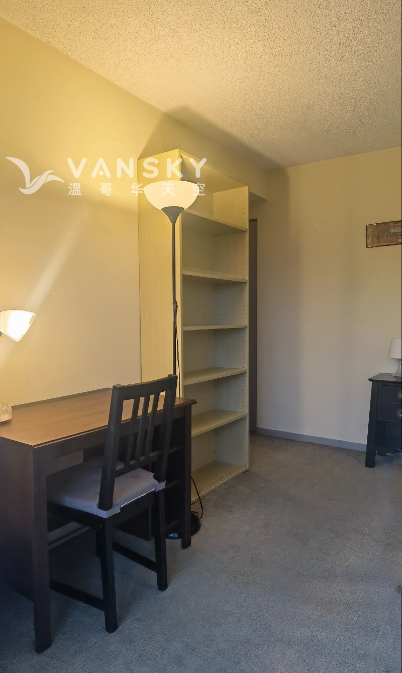 250315172942_2nd Bedroom03.jpg